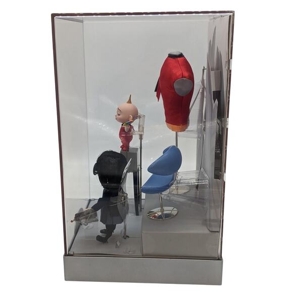 Edna Mode and Jack Jack Doll Set - Disney Designer Collection The Incredibles - Picture 3 of 10